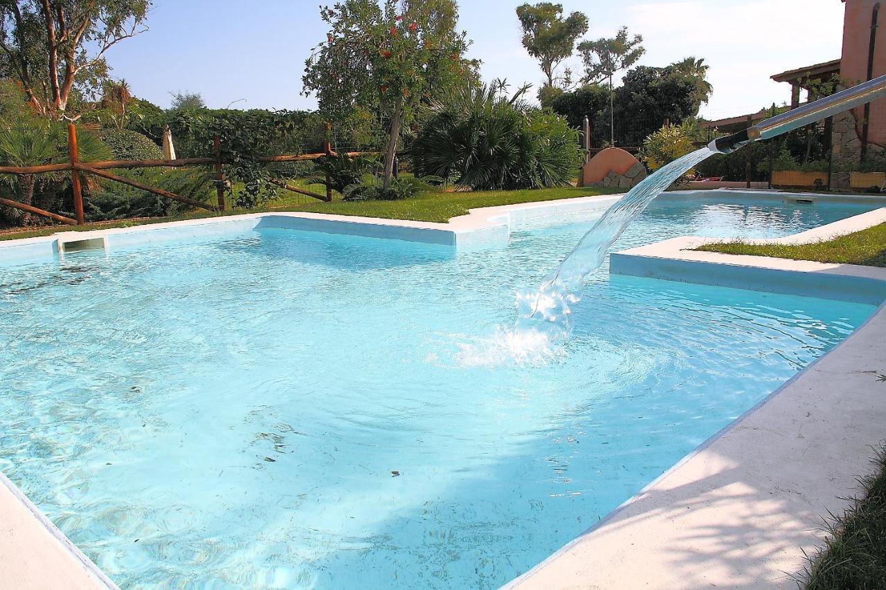 Villaggio Piscina Rei มอนเตไน ภายนอก รูปภาพ